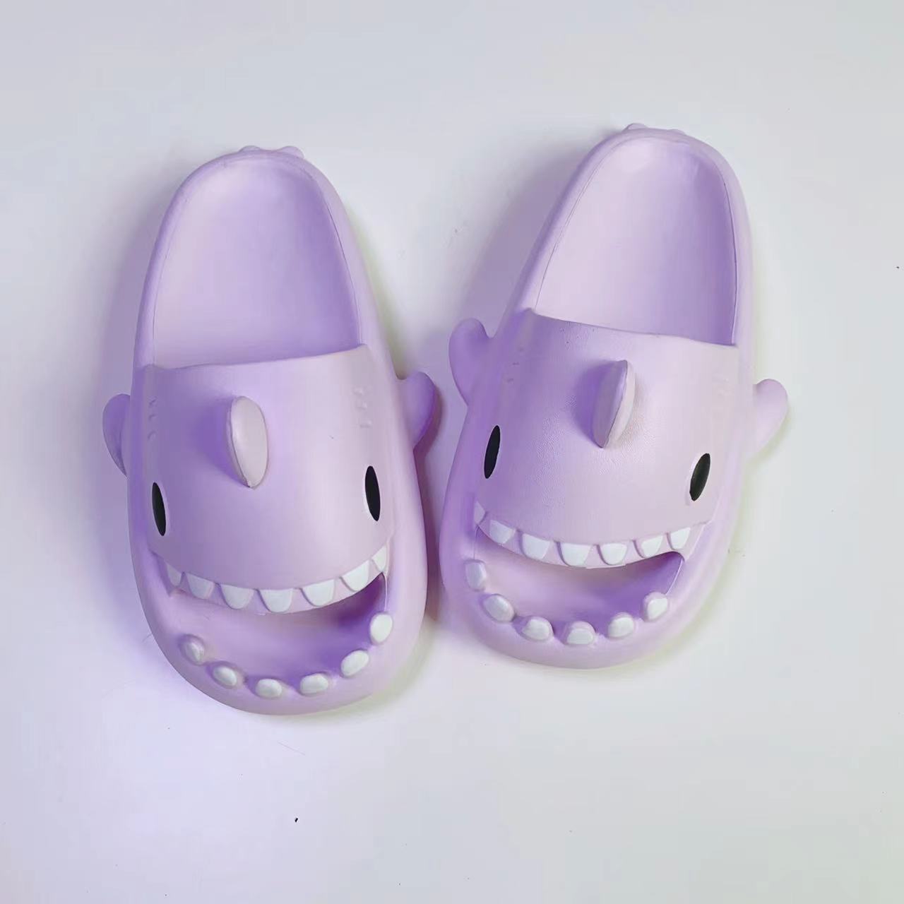 Feamex™ Shark Slippers